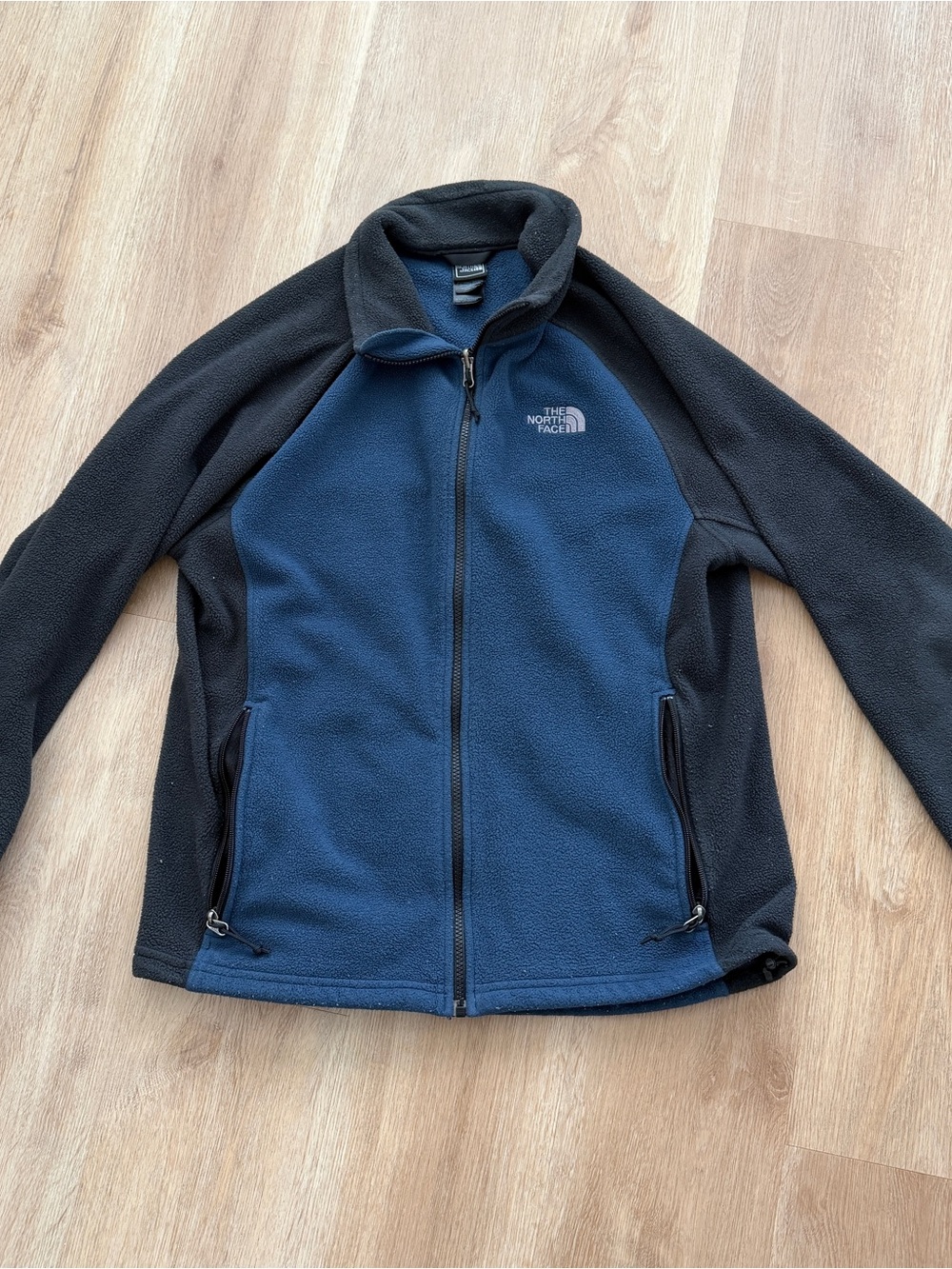 The North Face Men’s Navy and Black Lightweight Fleece Jacket - Full Zip